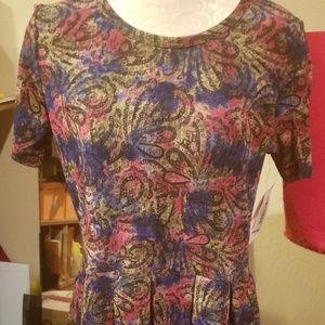 NWT Large Lularoe Amelia